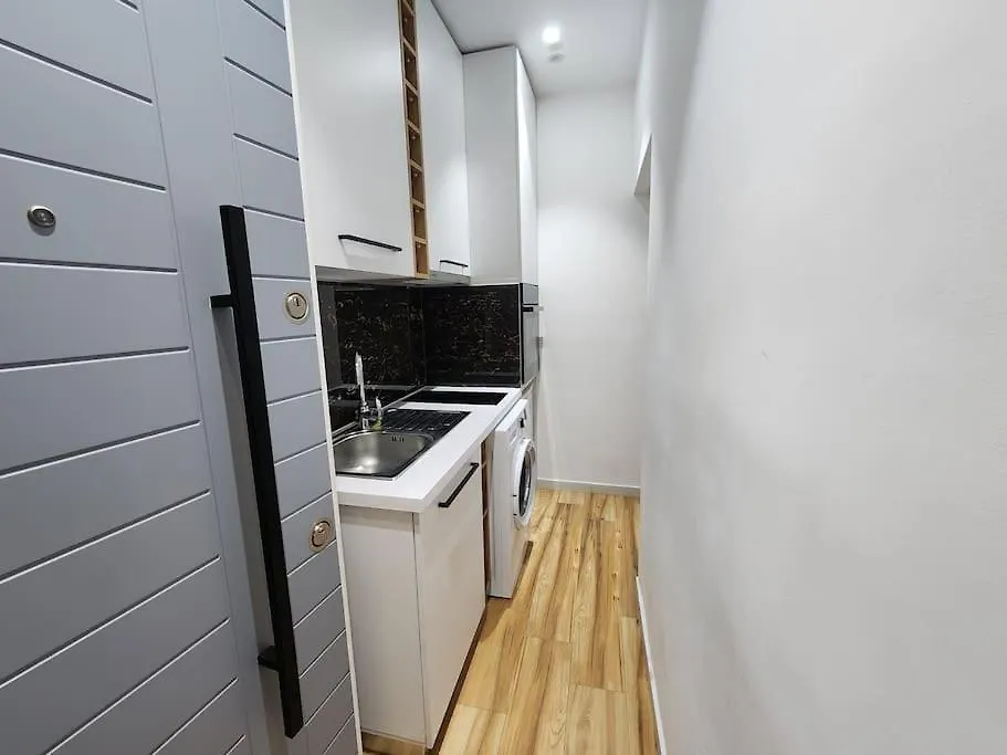 Apartment Riverside City Center Studio Tirana Albania