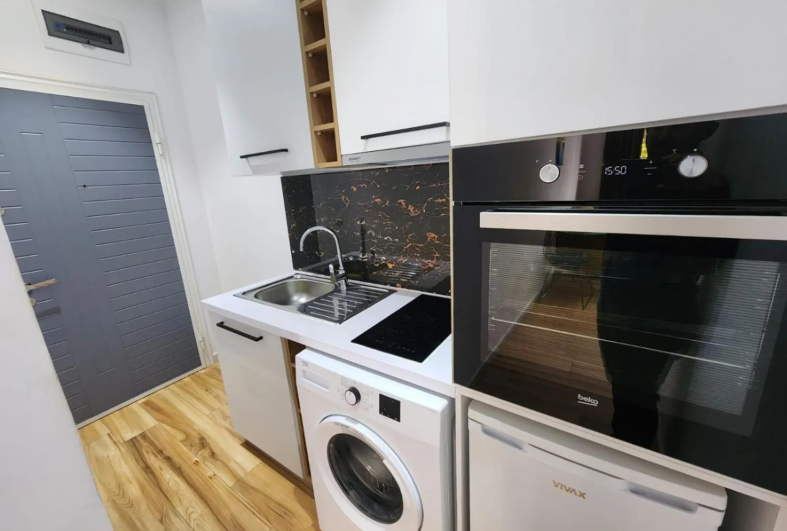 Apartment Riverside City Center Studio Tirana